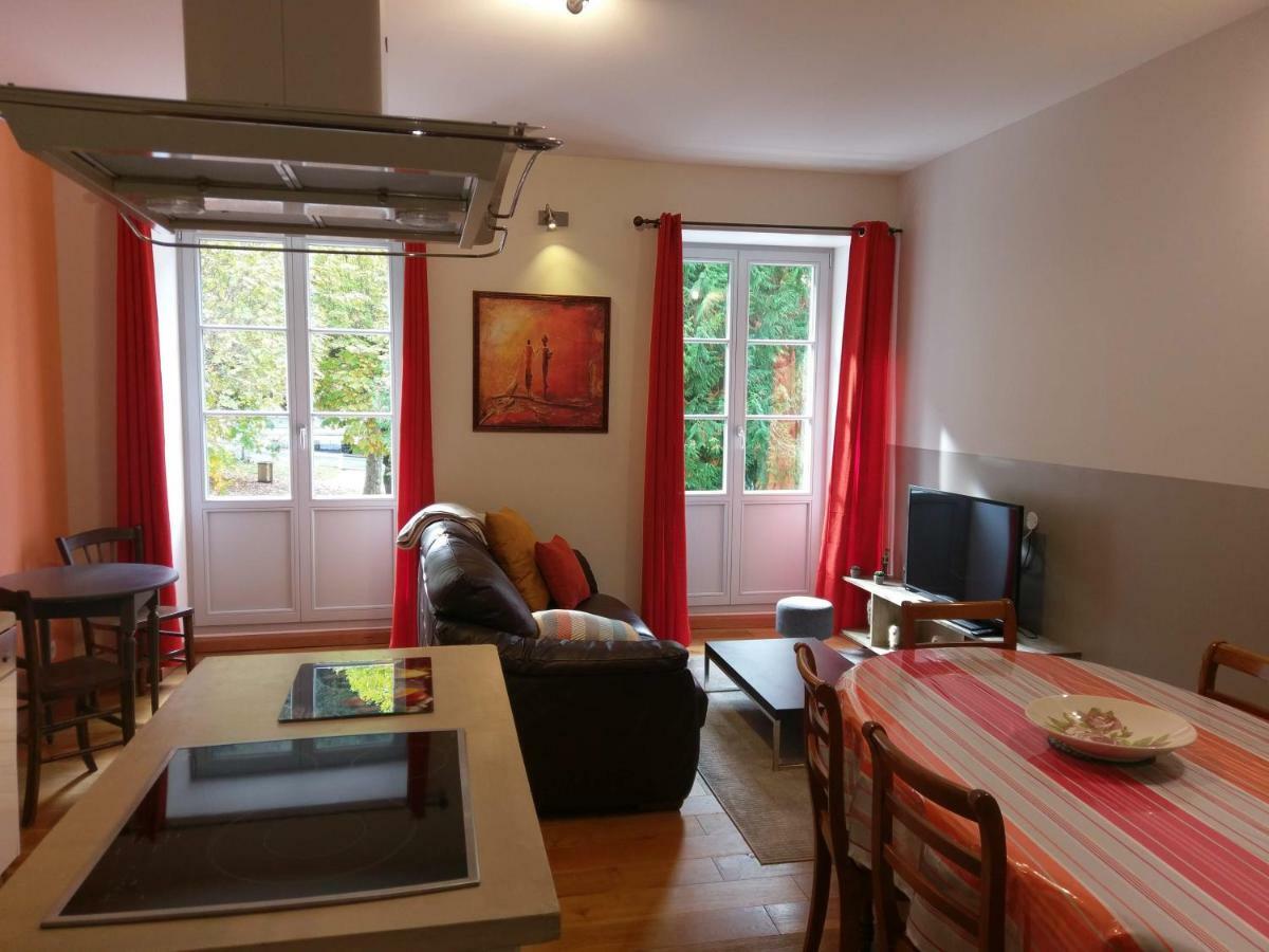 Residence Du Parc Avec Sauna 오-본느 외부 사진